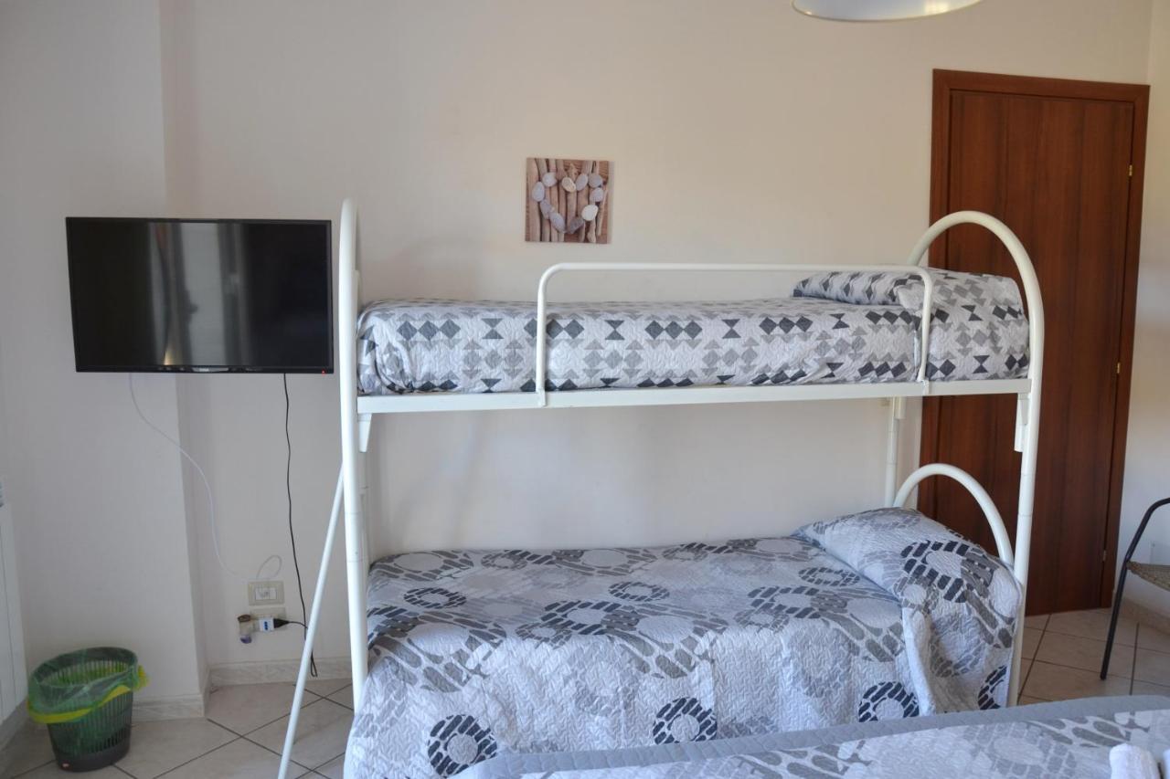 Bed and Breakfast Profumo Di Mare Giardini-Naxos Exterior foto